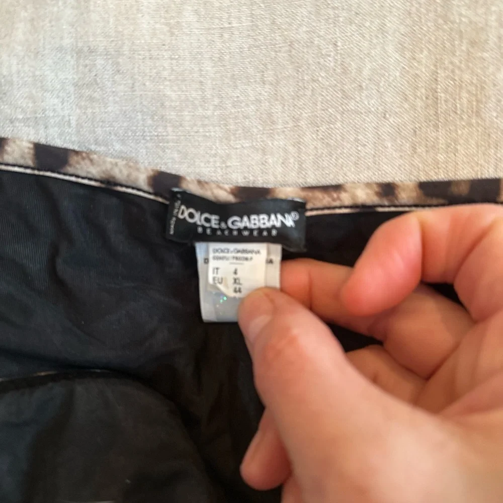 Dolce & Gabbana Leopard Print Bikini Bottoms - Picture 5 of 6